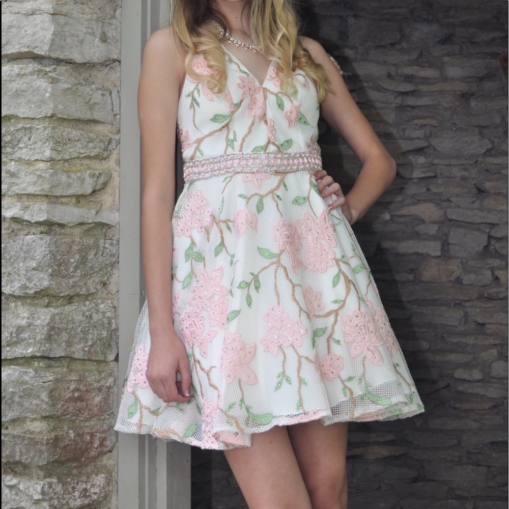 Ellie Wilde Floral Formal Dress